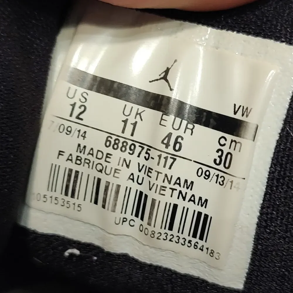 Air Jordan 11 Retro Sneakers Size 12 US Model 688975-117